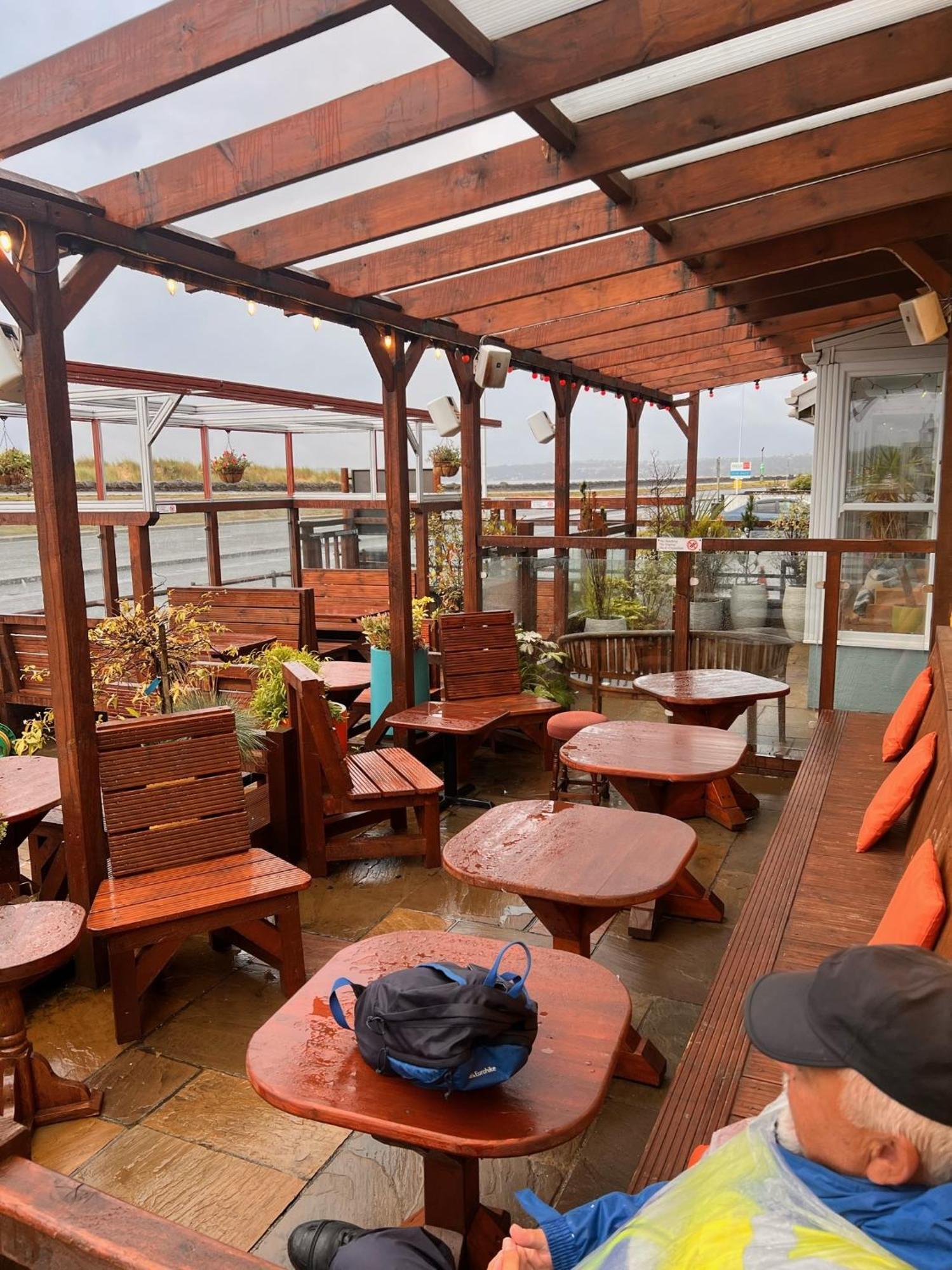 Hoopers Sandy Beach Guest Rooms Swansea