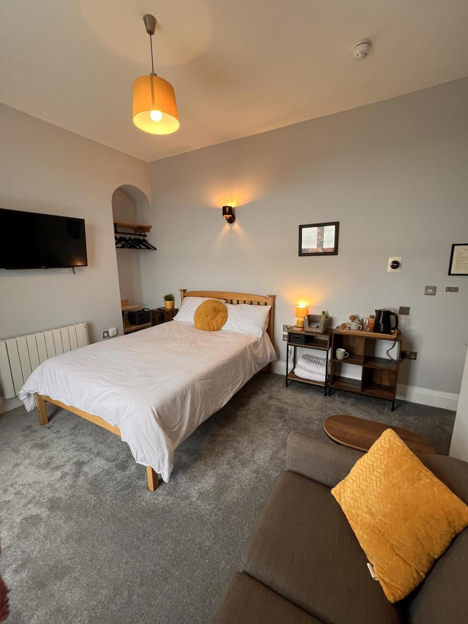 Hoopers Sandy Beach Guest Rooms Guest house Swansea