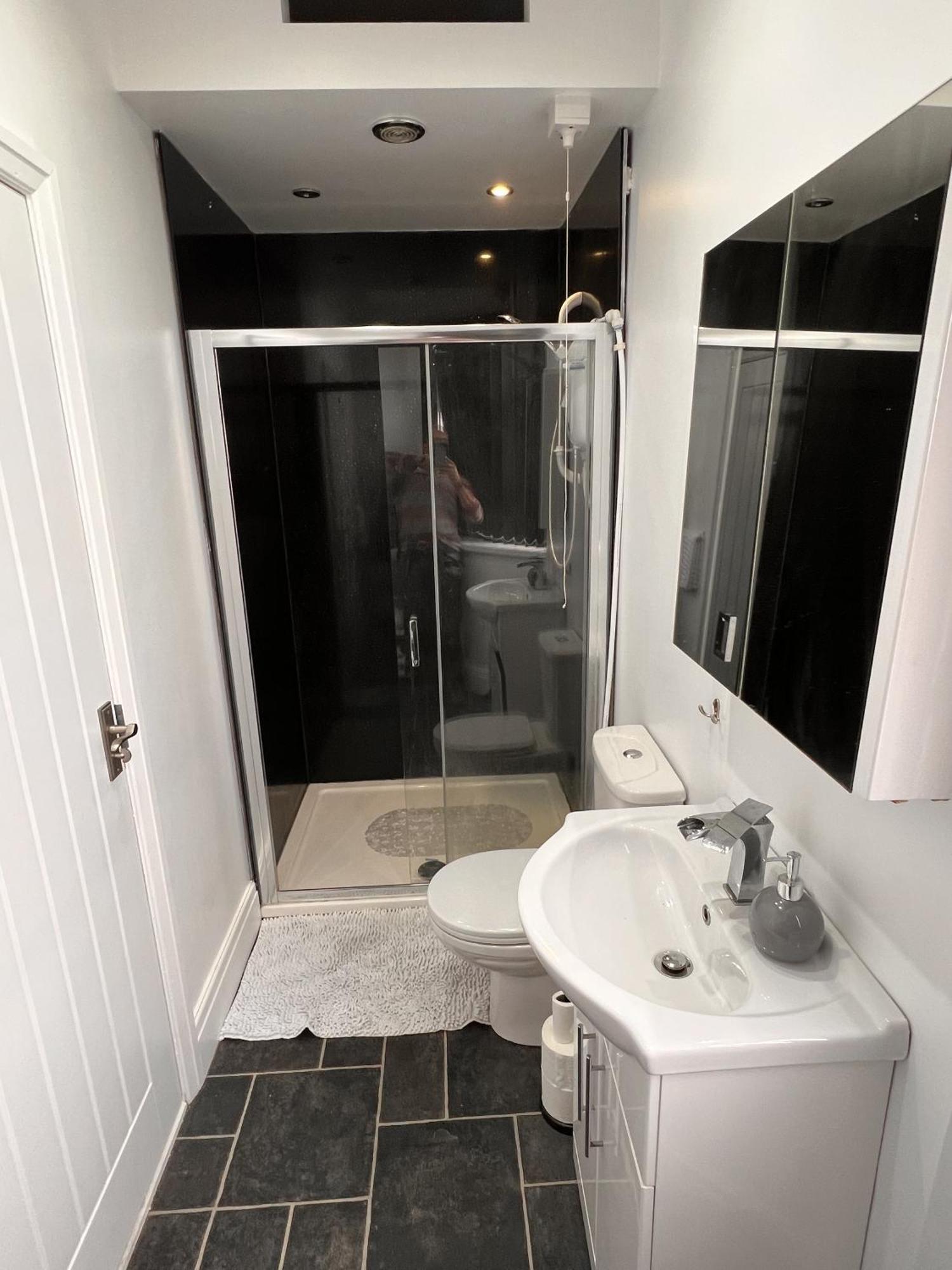 Guest house Hoopers Sandy Beach Guest Rooms Swansea
